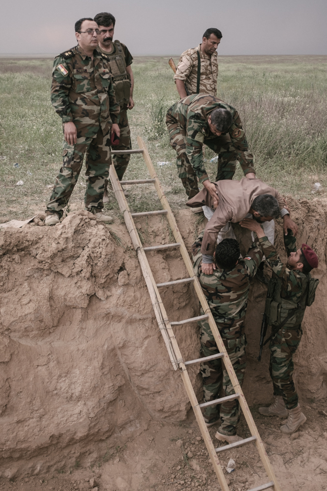 Photo: Kurdistan24 / Alexandre Afonso (Makhmour Front line)